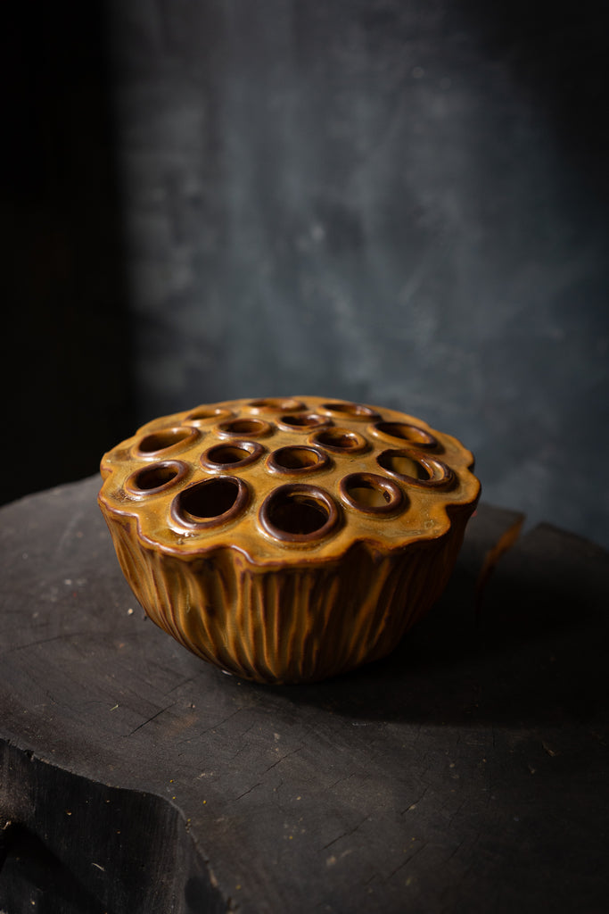 Lotus Vase thumbnail