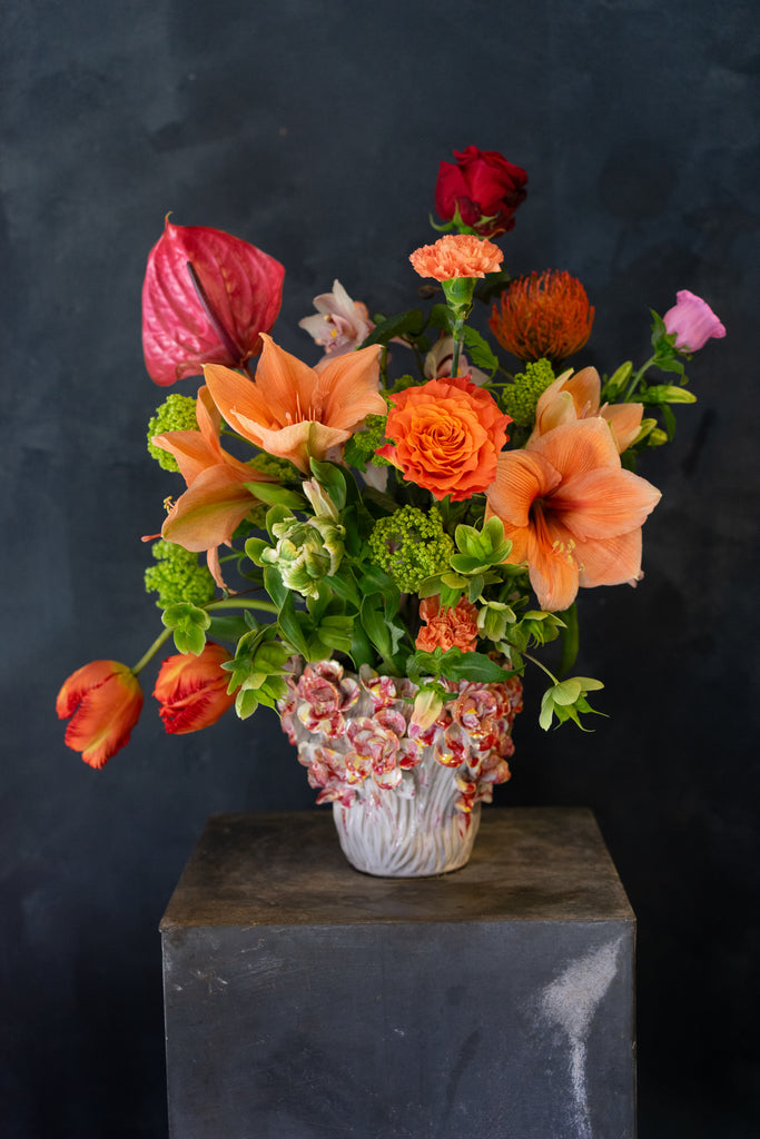 Rose Cluster Arrangement Vase – Ceramic