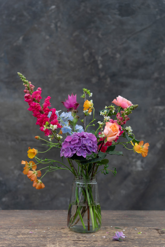 Bloemen op vrijdagI Wekelijkse bezorging van  € 25  | Vanaf; thumbnail
